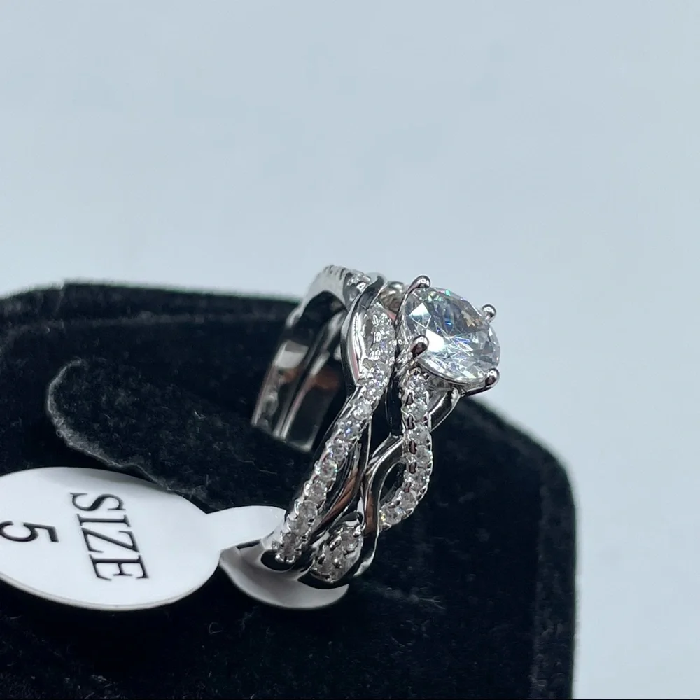 925 Sterling Silver Round Cut Diamond Elegant 2 Band Wedding Ring Set 5
